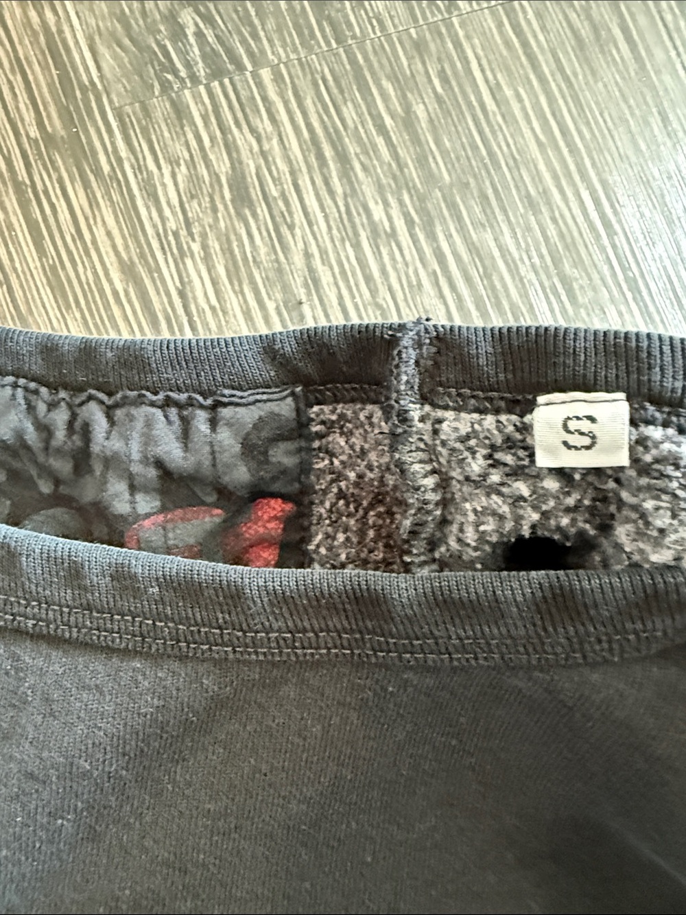 freecity Black Crewneck Sweatshirt Small - Picture 2 of 3